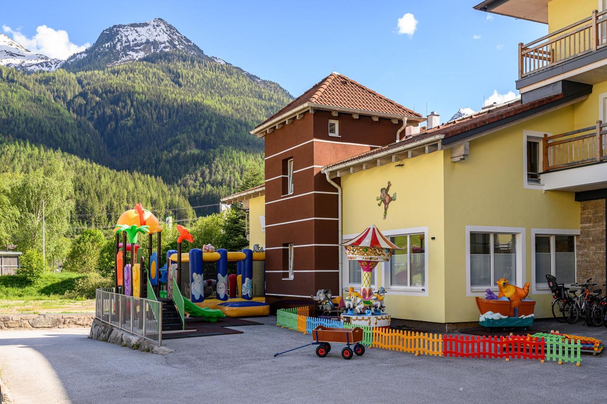 Hotel Der Wolkensteinbaer Bramberg am Wildkogel Exterior foto